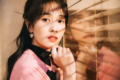 明星爆料白鹿视频播放,明星独家爆料幕后故事